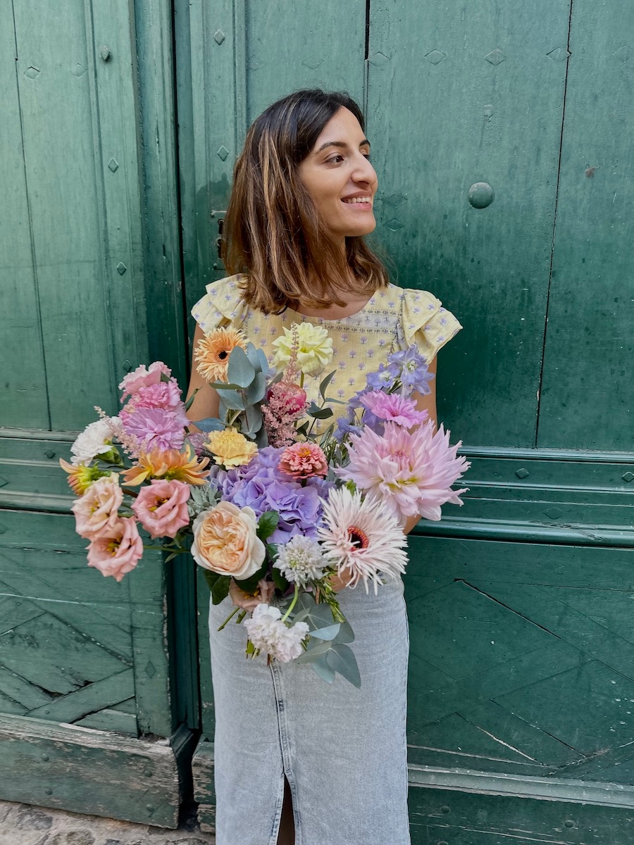 Portrait de Léa Victoria, artisan fleuriste de Poésie Fleurie